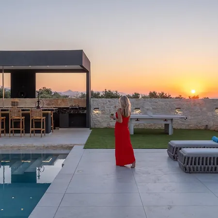 Trinity Luxury خيرسونِسوس