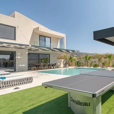 Trinity Luxury خيرسونِسوس