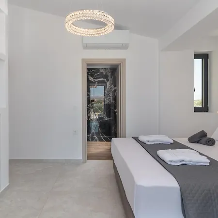 Villa Trinity Luxury *