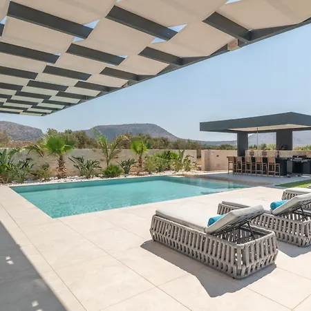 Trinity Luxury Chersonissos